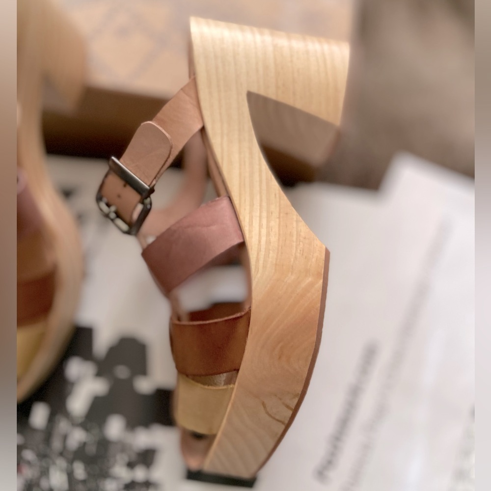 Free People Bellevue Clogs - Picture 5 of 14
